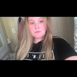 Meet your Posher, Maeve